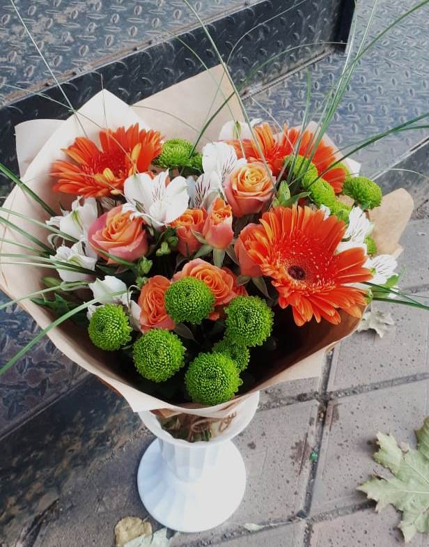 Букет цветов из: Герберы, Хризантемы, Альстромерии и Розы в Гигирево