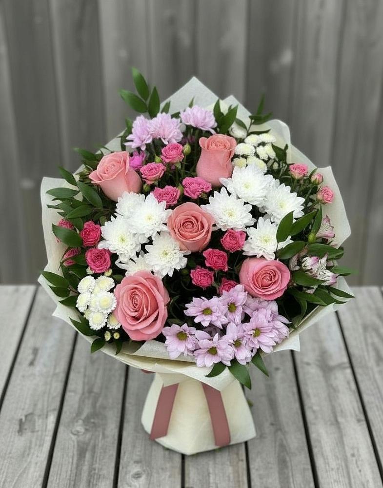 Букет цветов из: Альстромерии, Гвоздики, Розы и Хризантемы в Гигирево