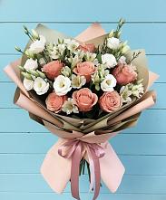 Букет цветов из:  Розы, Альстромерии и Лизиантусы в Гигирево