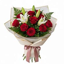 Букет цветов из:  Лилии и Розы в Гигирево