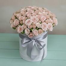 Цветочная композиция из Розы в шляпной коробке в Гигирево