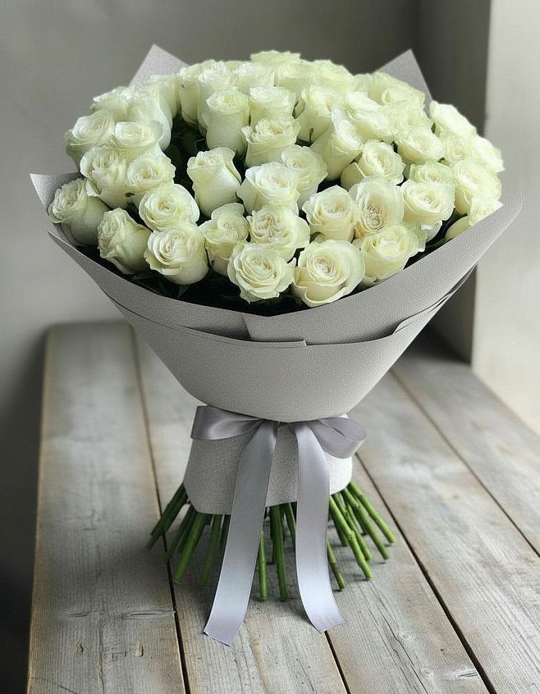 Букет 35 Белых роз в Гигирево