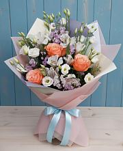Букет цветов из:  Лизиантусы, Розы, Альстромерии и Гипсофила #REPLACE_PRED# Гигирево