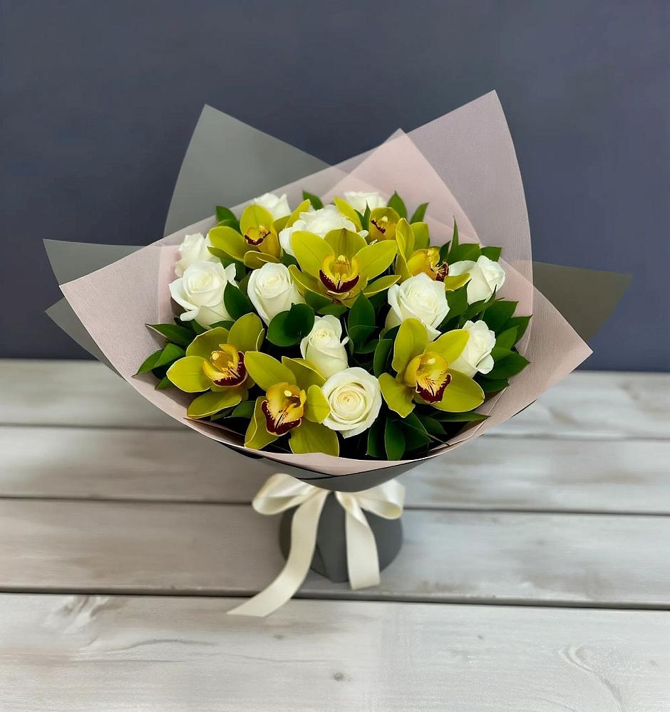 Букет цветов из: Орхидеи и Розы в Гигирево